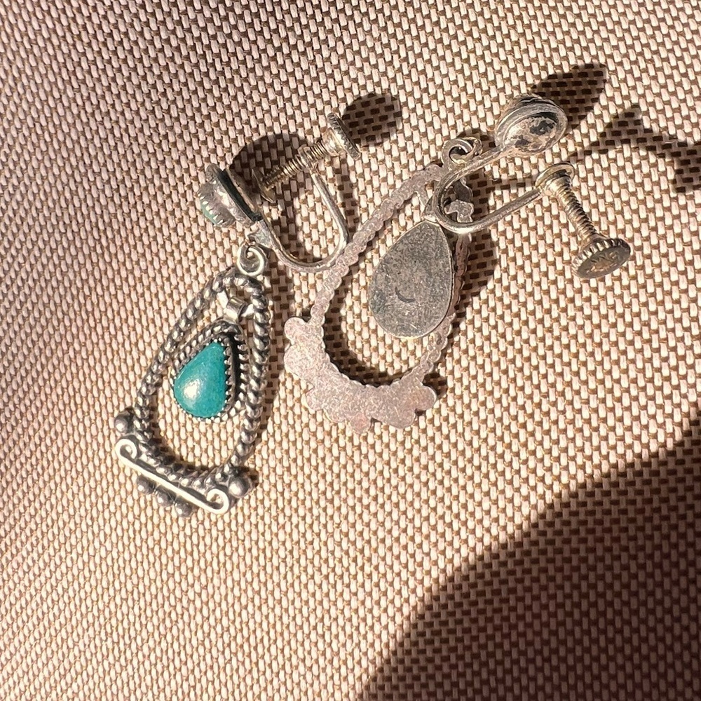 Vintage Turquoise zuni native American Silver Screw Back Earrings Southwestern - Picture 2 of 5